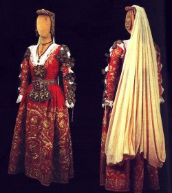 Costumi albanesi