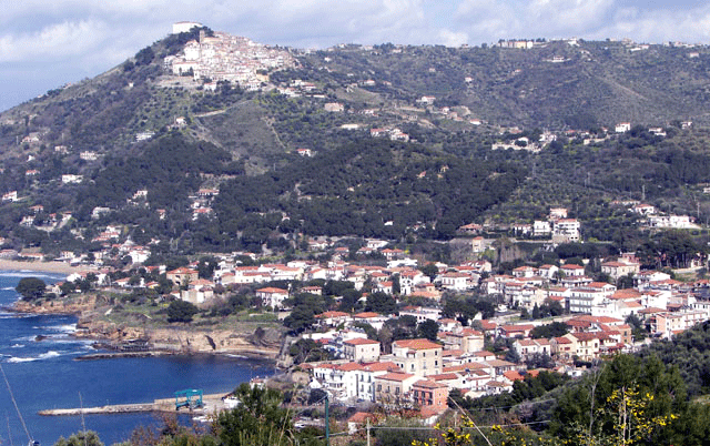 tratta da http://it.wikipedia.org/wiki/File:Porto_di_san_marco.jpg