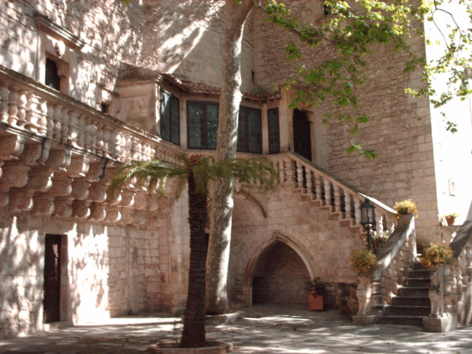  Castello di Carovigno