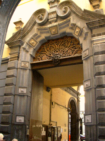 Portale palazzo Filomarino della Rocca