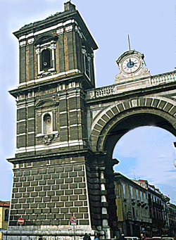 Il campanile di Aversa